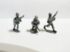 20/US02 - Infantry Advancing