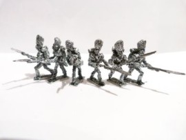 25/GW04 - Grenadier Advancing