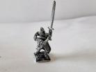 HIN/DA04 - Norman Heavy Inf. with Two Handed Sword.