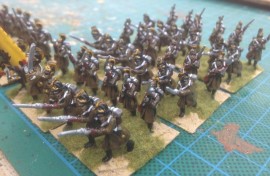 NBP95 - Austrian Infantry in Greatcoat Advancing (Helmet)