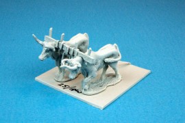 HIN25/AW  -  Pair of Oxen with Yoke