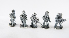 SM/NVA03 - Riflemen ( 5 assorted figures)