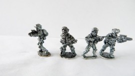 SM/USA07 - Modern US Army Riflemen ( 4assorted figures)
