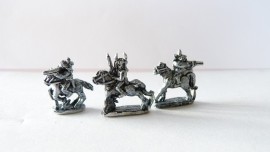 LW/NAT02 - Mounted Native Indians with Rifles
