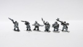 LW/MED12 - Retinue Foot with Melee Weapons