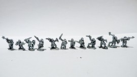 LW/MED05 - Dismounted Knights with Melee Weapons