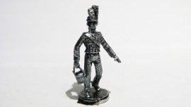 HIN30/F04  Royal Horse Artillery Gunner with Bucket