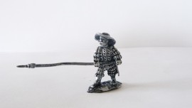 HIN/RE58b Landsknecht halberdier  across body.