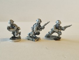 20/GR02 - Infantry Advancing  New Helmet  
